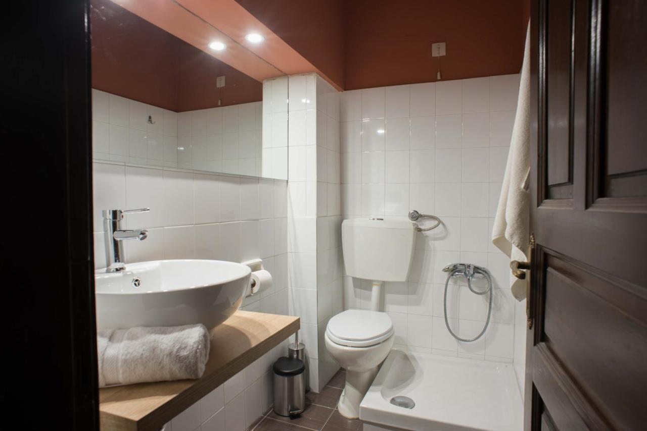 Charis Guesthouse Makrinítsa Eksteriør billede