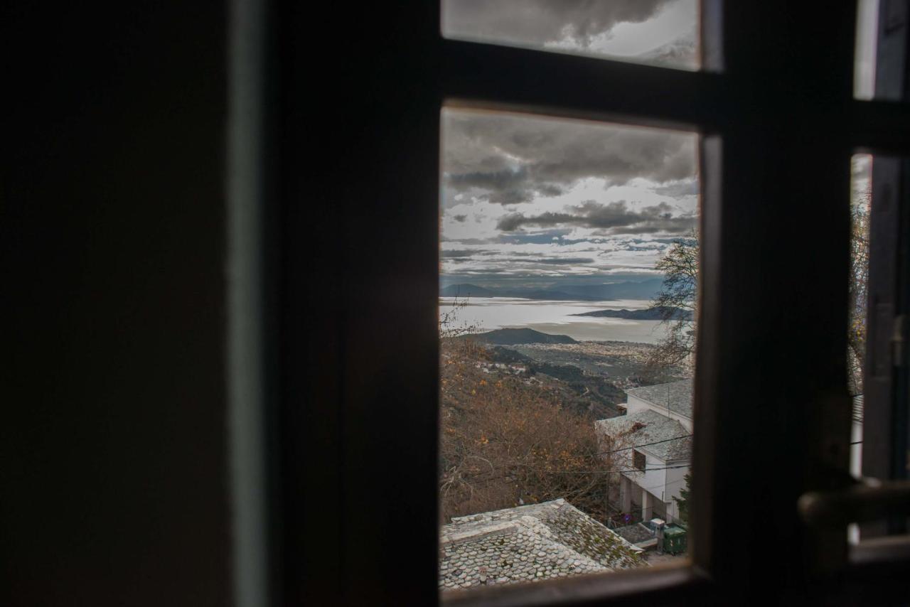 Charis Guesthouse Makrinítsa Eksteriør billede