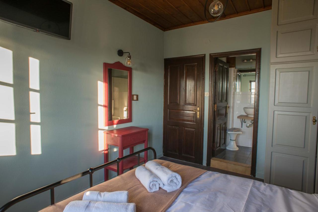 Charis Guesthouse Makrinítsa Eksteriør billede