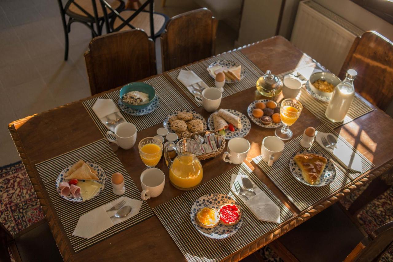 Charis Guesthouse Makrinítsa Eksteriør billede