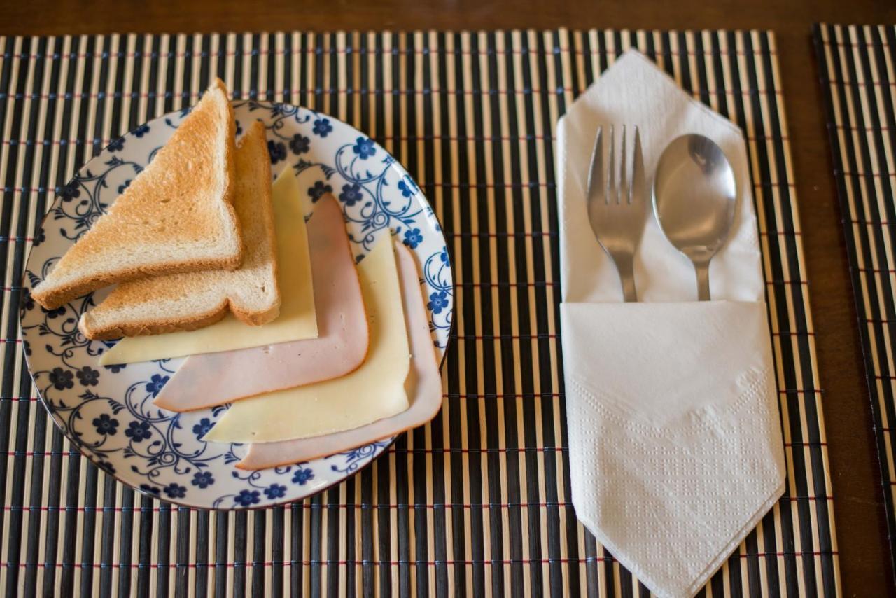 Charis Guesthouse Makrinítsa Eksteriør billede
